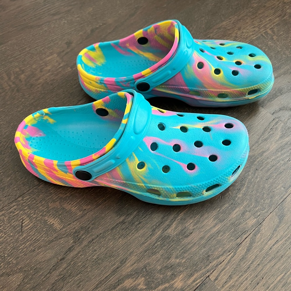 2 pairs ‼️ Clogs - 1 pink and 1 blue/multi-color
